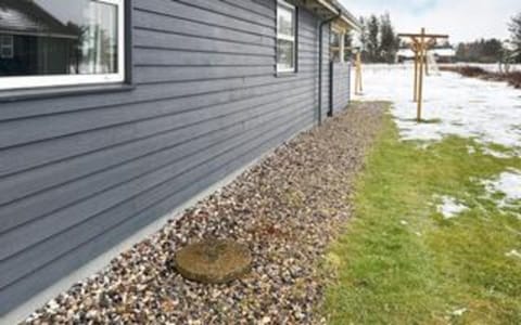 House | Property grounds