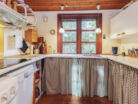 House | Private kitchen | Highchair