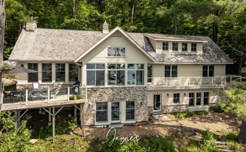 Sweven Heaven - Lake Side