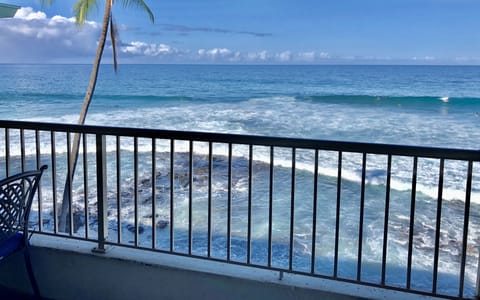 Gorgeous Oceanfront view from our lanai.
