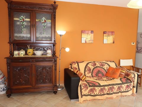 Brown, Furniture, Property, Picture Frame, Cabinetry, Couch, Wood, Comfort, Interior Design, Building