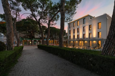 Front of property - evening/night
