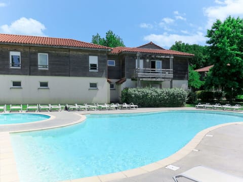 Sky, Water, Property, Building, Cloud, Window, Swimming Pool, Azure, Plant, Shade