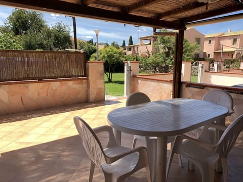 Apartment, 2 Bedrooms | Terrace/patio