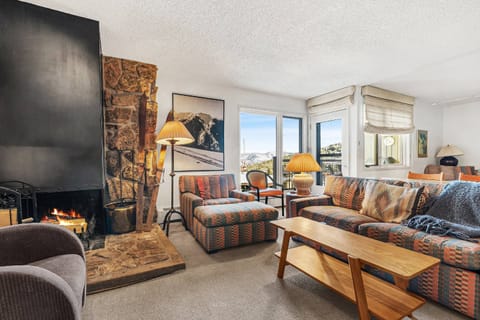 During the day the den offers additional lounging and gathering space.  In the evening it can become a great extra bedroom.