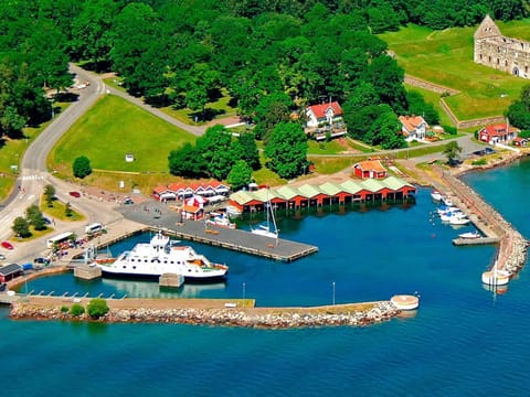 House | Marina