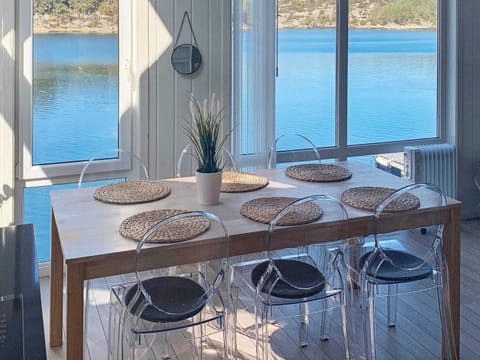 House | Dining
