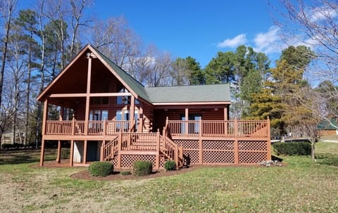 Sandy Beach Haven Lake House!