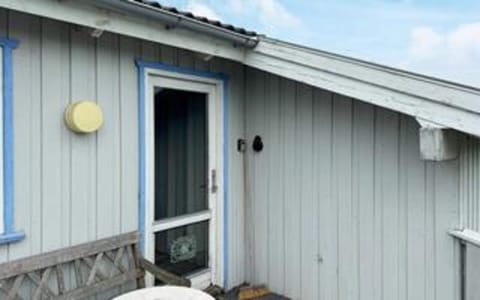 House | Exterior detail