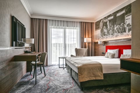 Premium Room, Balcony | Iron/ironing board, free WiFi, bed sheets