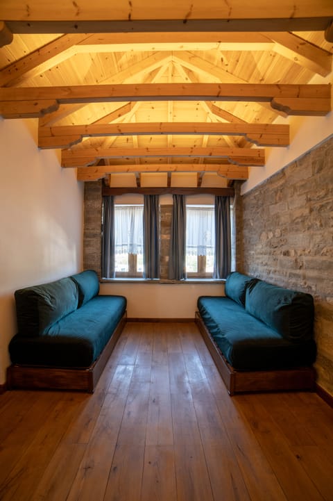 Junior Suite | Premium bedding, down comforters, Select Comfort beds, minibar