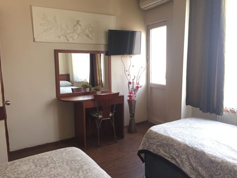Standard Twin Room, 2 Twin Beds | Premium bedding, desk, blackout drapes, free WiFi
