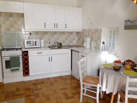 Kitchen and dining area