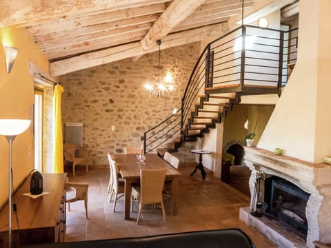 Villa | Dining