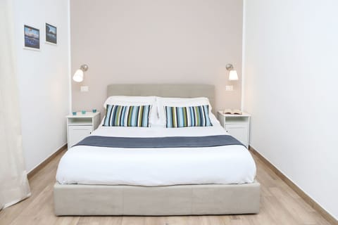 Apartment, 3 Bedrooms | 3 bedrooms, free WiFi, bed sheets