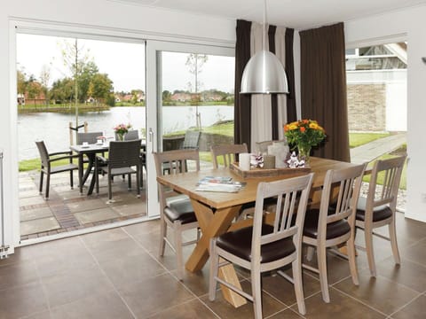 House | Dining
