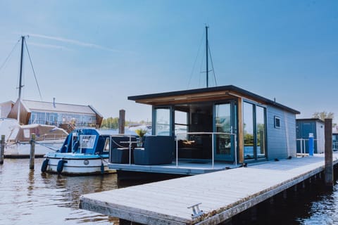 Mobile Home | Exterior