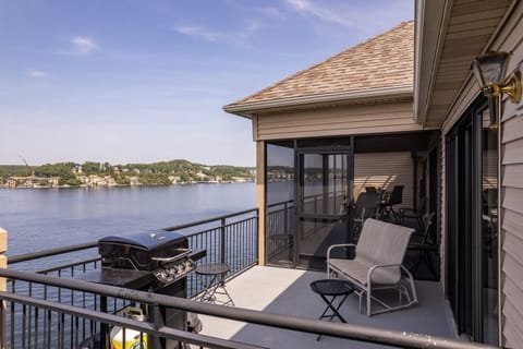 LAKEOZARKVACATION.COM