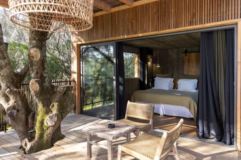 Comfort Cabin | In-room safe, WiFi (free), individually decorated