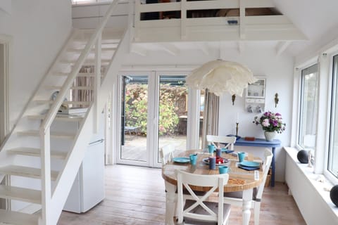 House | Dining
