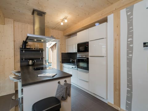 Chalet | Private kitchen | Highchair