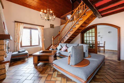 House | Living room