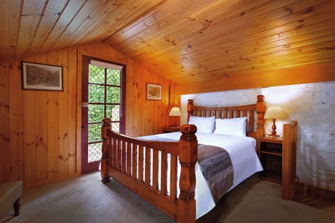 One Bedroom Cottage | Premium bedding, pillowtop beds, individually decorated