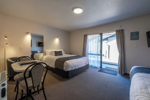 Studio Spa  | In-room dining