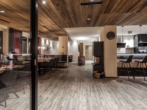 Chalet | Private kitchen | Microwave