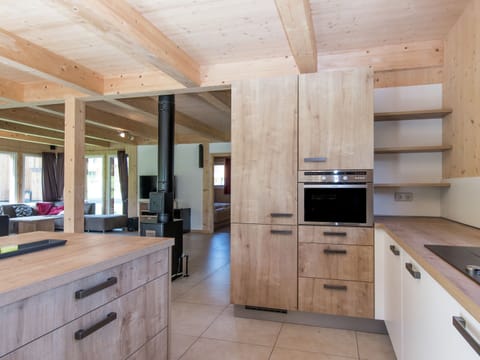Chalet | Private kitchen | Highchair