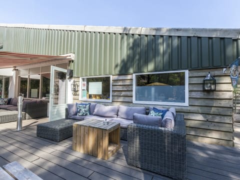 House | Terrace/patio