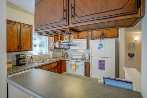 Coffee maker, coffee, Kettle