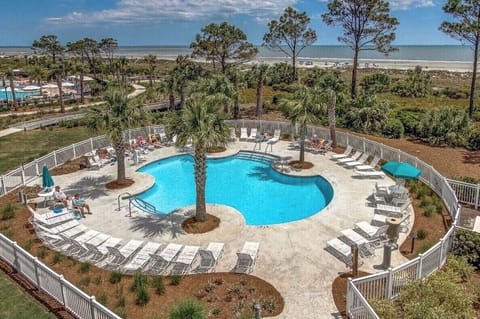 Ocean Dunes Ocean front pool 