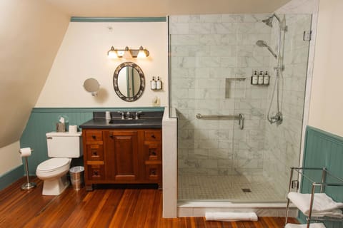 Free toiletries, hair dryer, towels