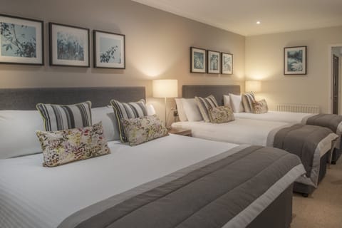 Premium Room, 2 Twin Beds | Premium bedding, in-room safe, desk, blackout drapes