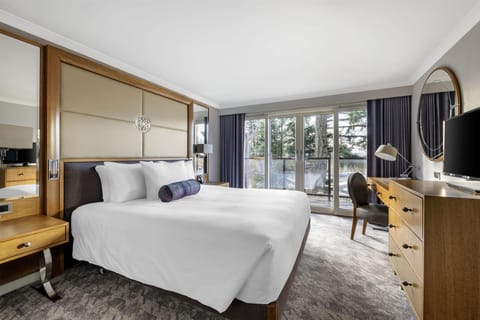 Suite, 1 Bedroom | In-room safe, blackout drapes, iron/ironing board