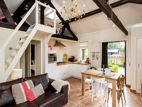 House | Dining