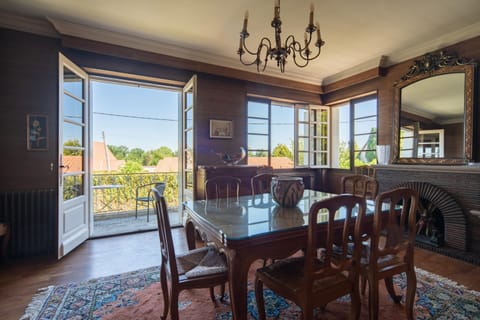House | Dining