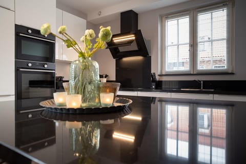 House | Private kitchen | Highchair