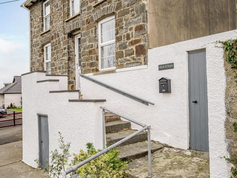 Exterior | Fron Towyn Cottage, New Quay