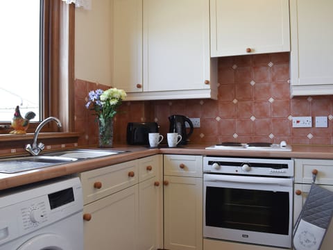 Kitchen | Sea Breeze Cottage, Buckie