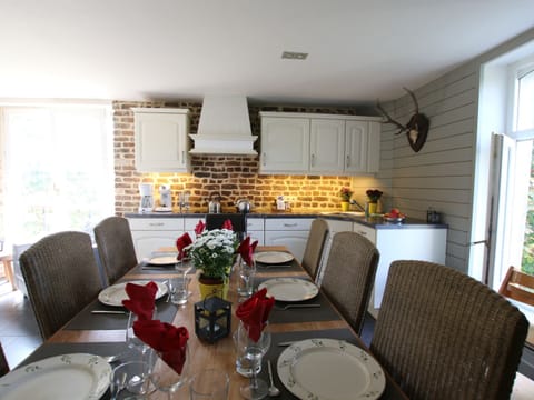 House | Dining
