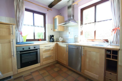 Cottage | Private kitchen | Highchair