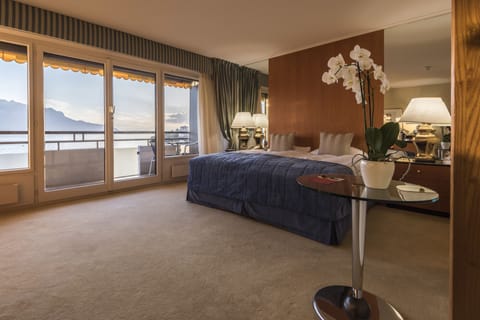 Deluxe Double or Twin Room, Balcony, Lakeside | Premium bedding, minibar, in-room safe, desk