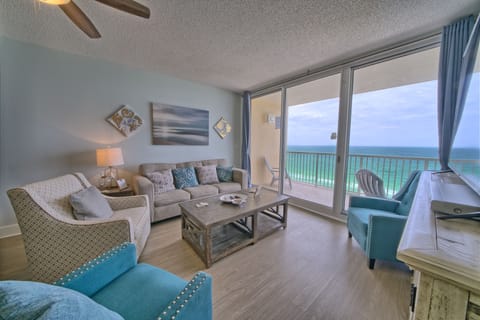 Ocean right outside the living room