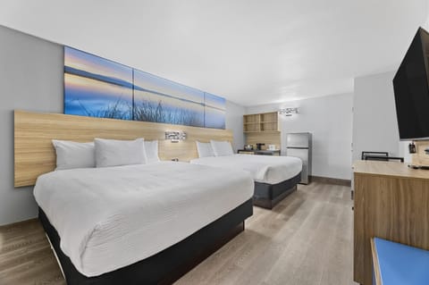 Premium bedding, down comforters, pillowtop beds, desk