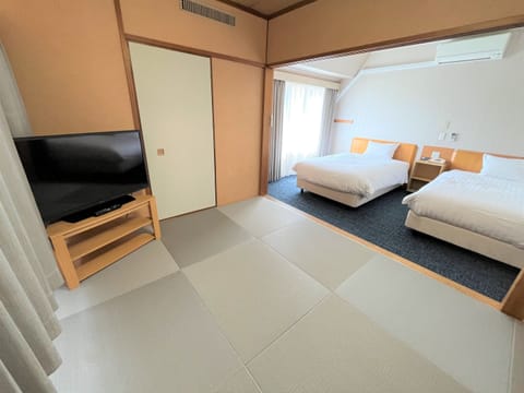 Japanese Western Style Room(The Top Floor), Smoking | Down comforters, desk, blackout drapes, free WiFi