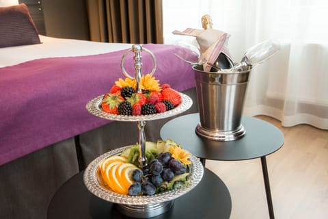 Room service - dining
