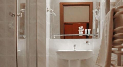 Soundproofing, free WiFi, wheelchair access