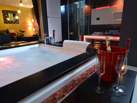 House | Bathroom